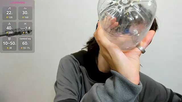 lizzy davis 1 online show from 12.23.25