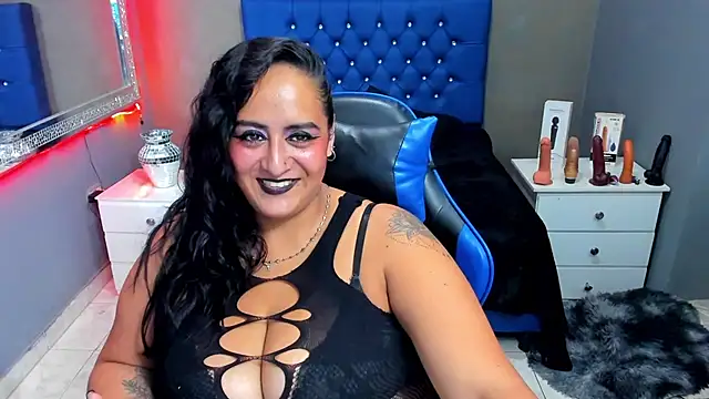 Snapshot of NikolPervertUnlimit chatting on 12.13.25 NikolPervertUnlimit online show from 12.13.25