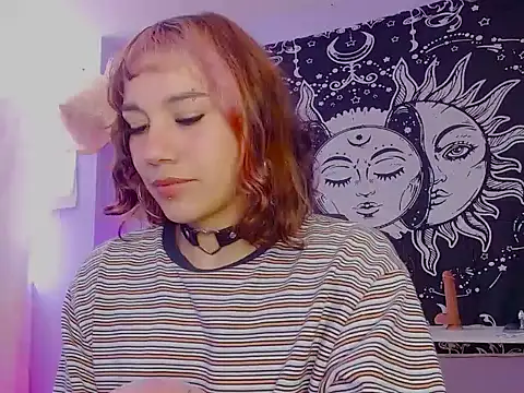 Snapshot of melissahowl chatting on 07.18.26 melissahowl online show from 07.18.26