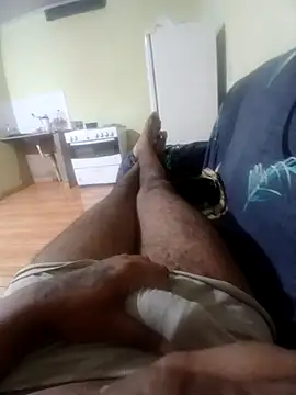 Snapshot of morenogts69 chatting on 02.02.26 morenogts69 online show from 02.02.26