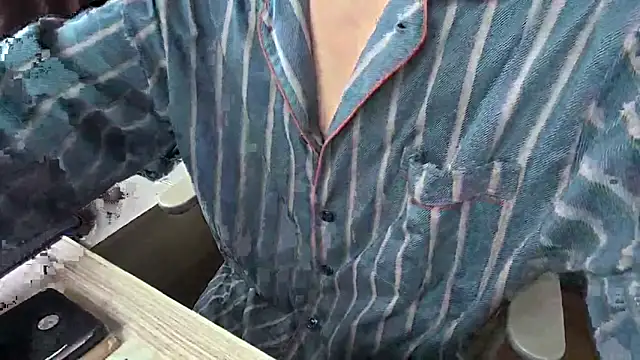 YunheLEE online show from 12.23.25