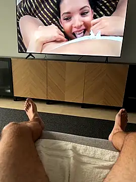 Snapshot of RonH1234 chatting on 10.13.25 RonH1234 online show from 10.13.25