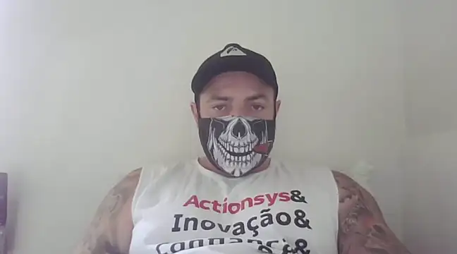 Snapshot of LorddVikingg chatting on 12.25.24 LorddVikingg online show from 12.25.24