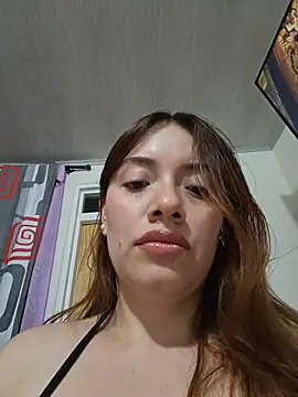 valery mora online show from 04.17.26