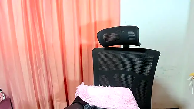 FalakRese online show from 10.14.25