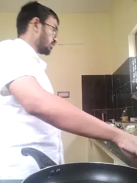 Snapshot of THE_NAKED_BOY chatting on 09.11.25 THE NAKED BOY online show from 09.11.25