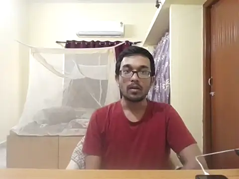 Snapshot of THE_NAKED_BOY chatting on 10.04.25 THE NAKED BOY online show from 10.04.25