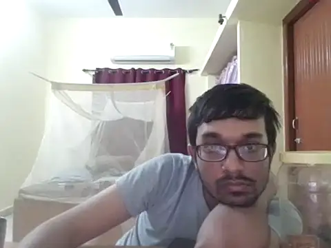 Snapshot of THE_NAKED_BOY chatting on 10.09.25 THE NAKED BOY online show from 10.09.25