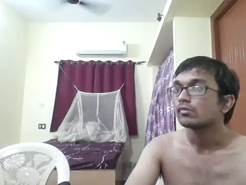 Snapshot of THE_NAKED_BOY chatting on 11.13.25 THE NAKED BOY online show from 11.13.25