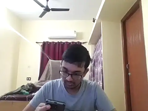 Snapshot of THE_NAKED_BOY chatting on 11.30.25 THE NAKED BOY online show from 11.30.25