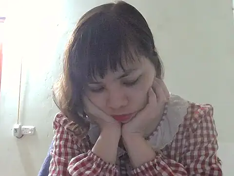 Angela-Eira online show from 12.04.25