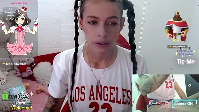 Snapshot of sweetlittlelisa chatting on 01.23.25 sweetlittlelisa online show from 01.23.25