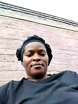 lovelyassbitch online show from 03.21.25