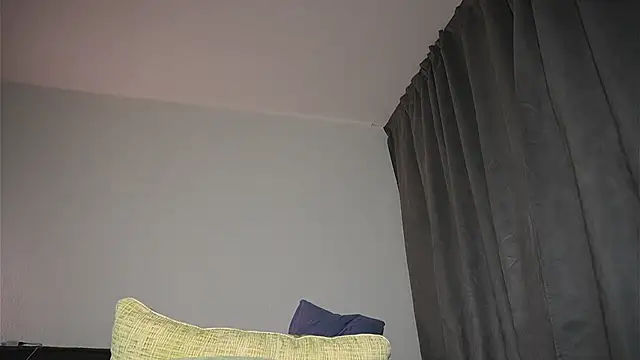 Snapshot of MazzyDoll chatting on 01.27.25 MazzyDoll online show from 01.27.25