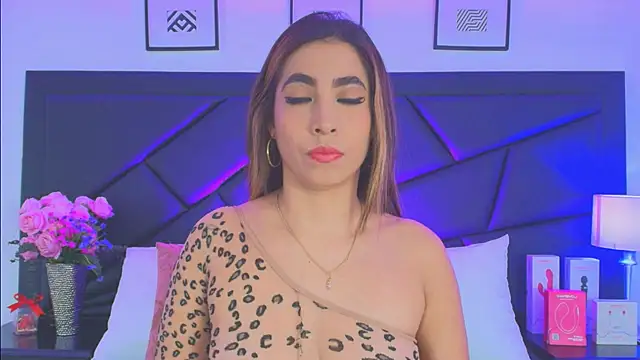 SophieCarther online show from 11.29.25