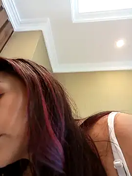 MonicaMoret online show from 02.14.25