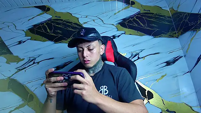 Kevin22 222 online show from 01.31.25