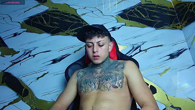 Kevin22 222 online show from 03.01.25