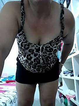 Snapshot of Fulopp15 chatting on 12.20.24 Fulopp15 online show from 12.20.24