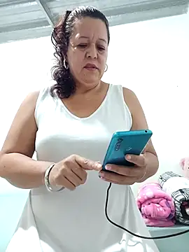 Snapshot of Fulopp15 chatting on 01.05.25 Fulopp15 online show from 01.05.25