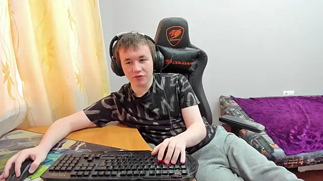 iliaskrislove online show from 12.22.25