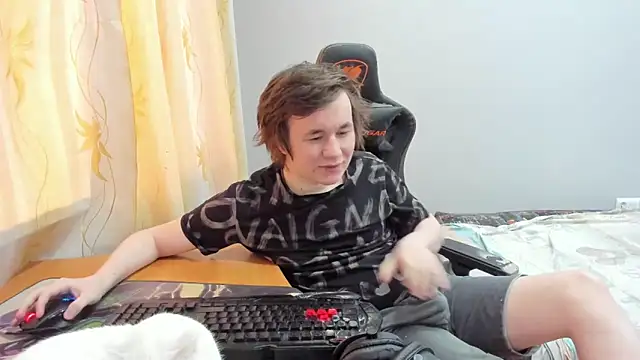 iliaskrislove online show from 04.14.26