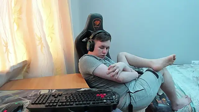 Snapshot of iliaskrislove chatting on 04.25.26 iliaskrislove online show from 04.25.26