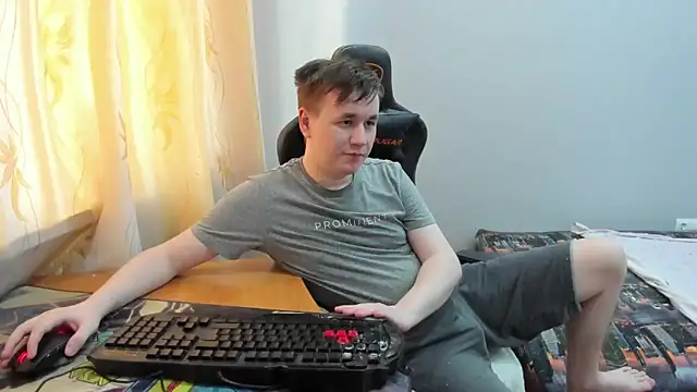 Snapshot of iliaskrislove chatting on 05.16.26 iliaskrislove online show from 05.16.26