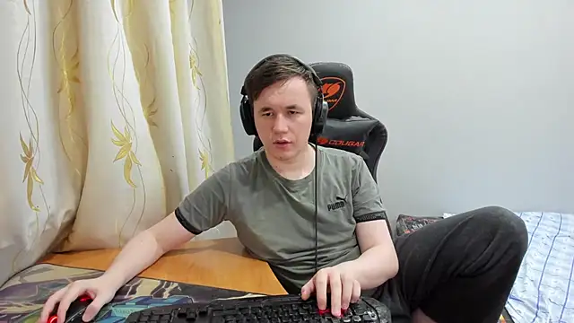 Snapshot of iliaskrislove chatting on 05.22.26 iliaskrislove online show from 05.22.26