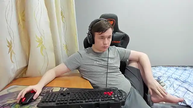 Snapshot of iliaskrislove chatting on 05.30.26 iliaskrislove online show from 05.30.26