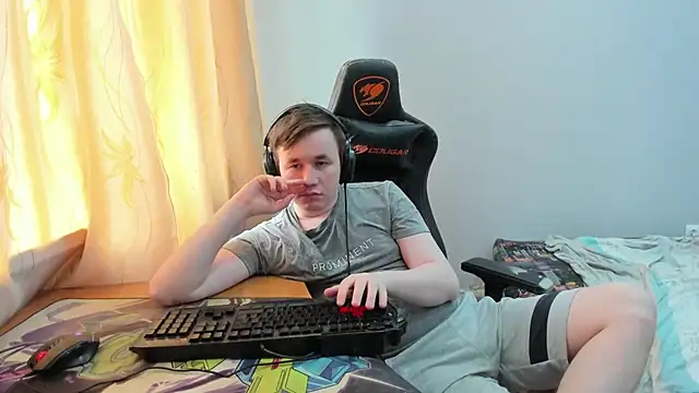 Snapshot of iliaskrislove chatting on 06.24.26 iliaskrislove online show from 06.24.26