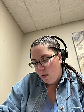 FreakNastyLacie online show from 02.15.25