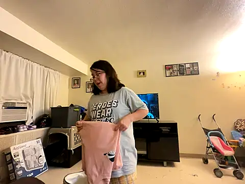 FreakNastyLacie online show from 09.22.25