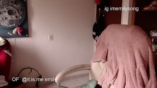 emily pearl  online show from 02.07.26