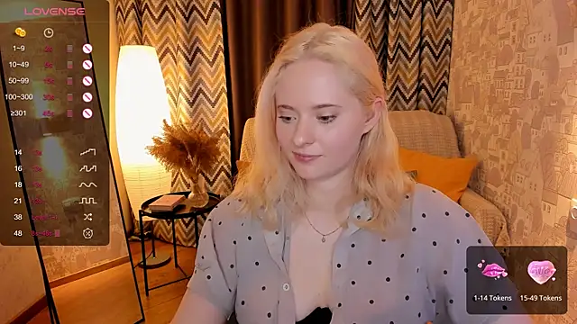 Aemilia  online show from 01.31.25