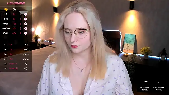 Aemilia  online show from 02.15.25