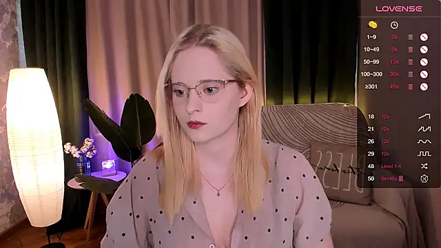 Aemilia  online show from 03.19.25