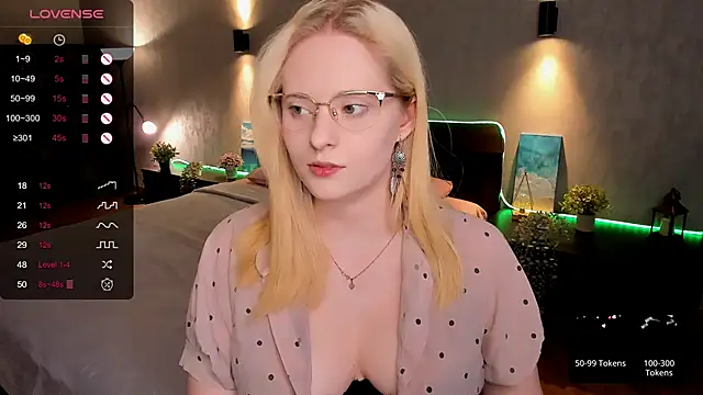 Aemilia  online show from 03.22.25