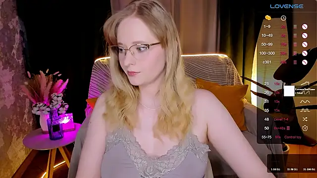 Aemilia  online show from 01.15.26