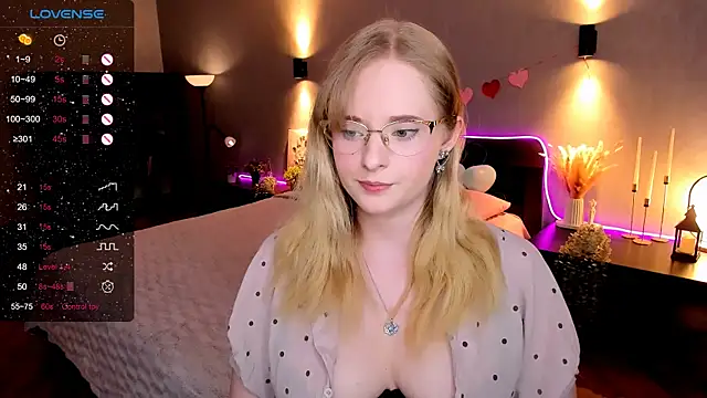 Aemilia  online show from 02.14.26