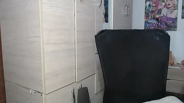 SWEETT CORY online show from 11.06.25