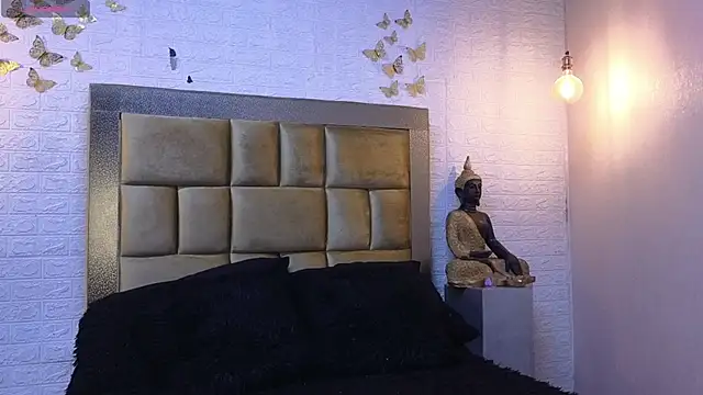 Snapshot of ximenawilliamss chatting on 10.28.25 ximenawilliamss online show from 10.28.25