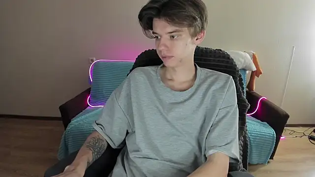 Liam sexy1 online show from 12.04.24