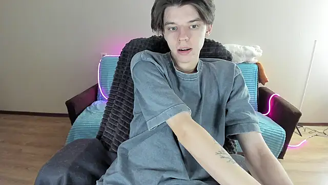 Liam sexy1 online show from 12.21.24