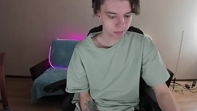 Liam sexy1 online show from 01.06.25