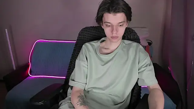 Liam sexy1 online show from 02.14.25