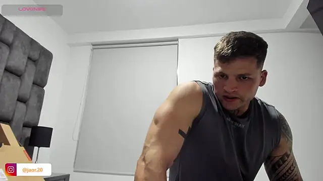 Jaor owens20 online show from 11.11.25