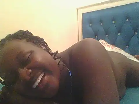 Snapshot of Heavy_ass chatting on 02.11.25 Heavy ass online show from 02.11.25