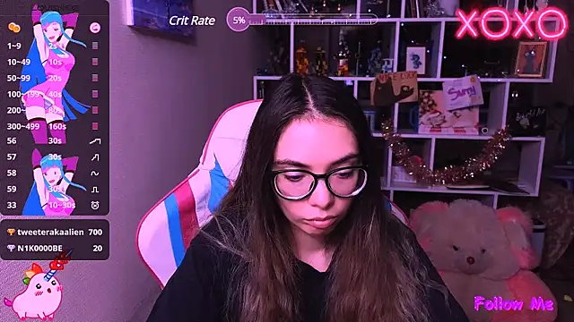 Snapshot of Sia_Shine chatting on 12.08.24 Sia Shine online show from 12.08.24