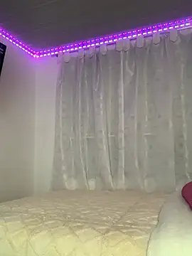 Snapshot of samantha_evans2 chatting on 12.31.24 samantha evans2 online show from 12.31.24